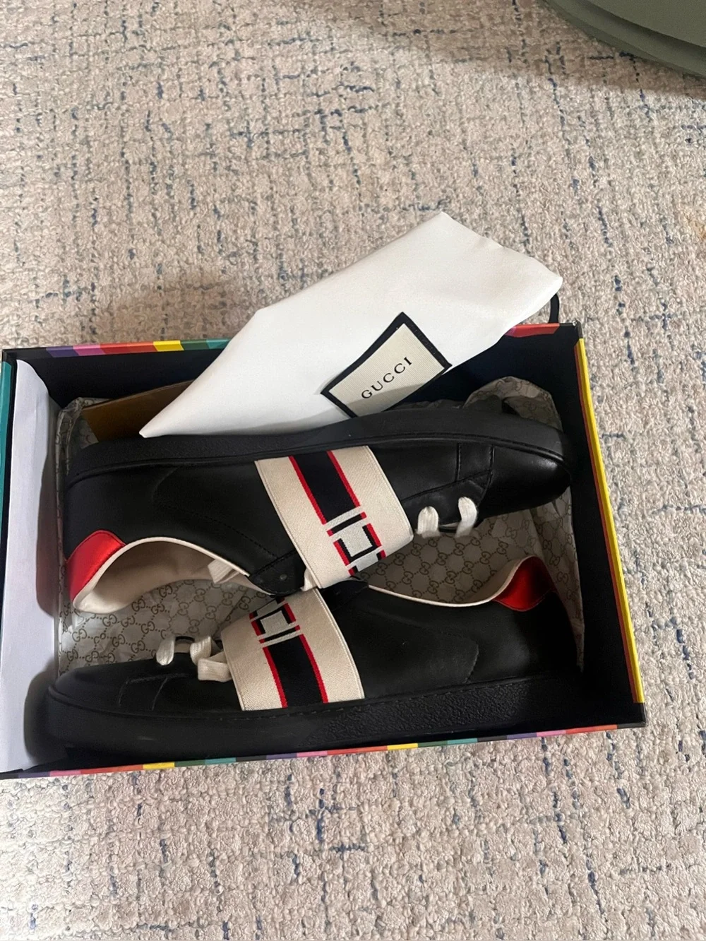 Gucci Black Leather Slip-On Sneakers with Logo Strap Men’s size 11